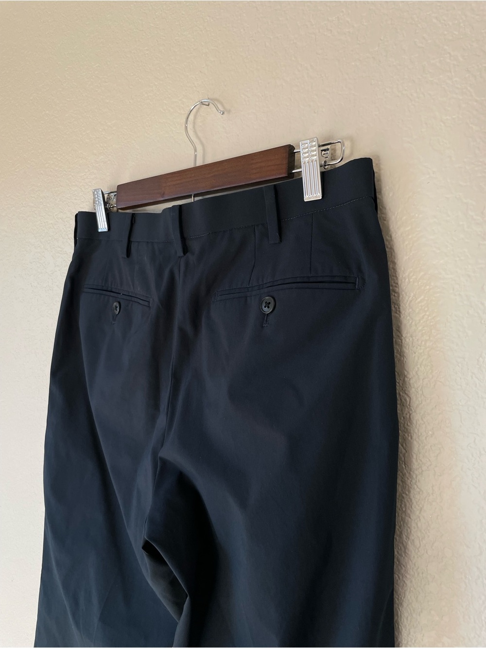 Uniqlo Women’s Navy Performance Trousers Straight Leg Lightweight Pants 10 - Picture 5 of 8